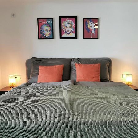 Neues City Center Piano Appartement Mit Netflix Klagenfurt am Woerthersee Dış mekan fotoğraf
